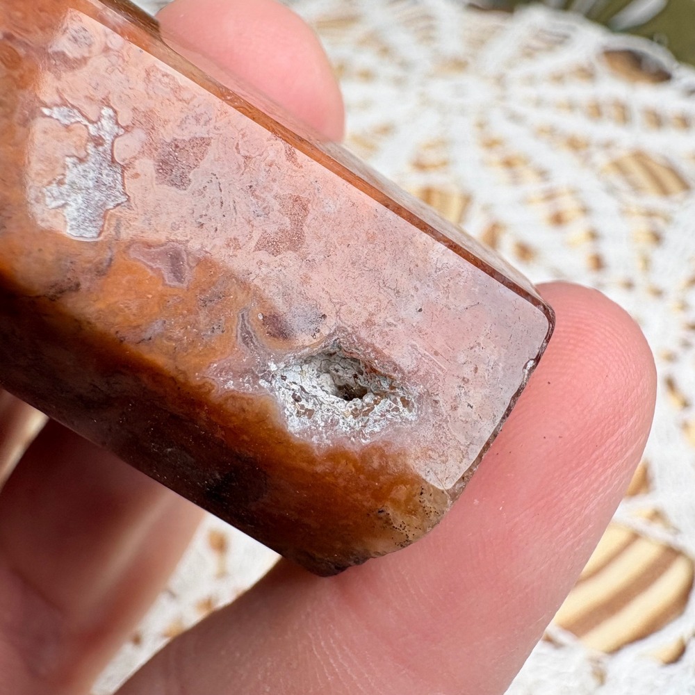 Orange Moss Agate Crystal Tower Point Witchy Boho Natural Stone 69.3g - Picture 9 of 9